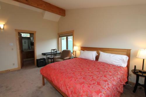 Cascadilla House Stunning 3 Br Home In Cbs Incredible Views