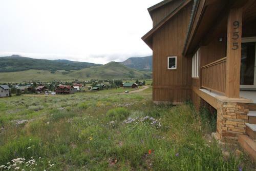 Cascadilla House Stunning 3 Br Home In Cbs Incredible Views