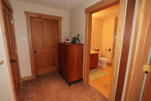 Cascadilla House Stunning 3 Br Home In Cbs Incredible Views