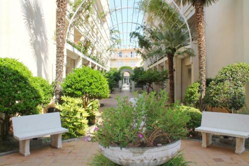 Apartamento Privilege Versailles Beach