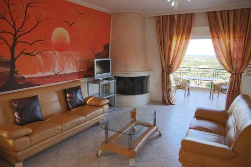 Schinias Bright Spacious Maisonette-panoramic View