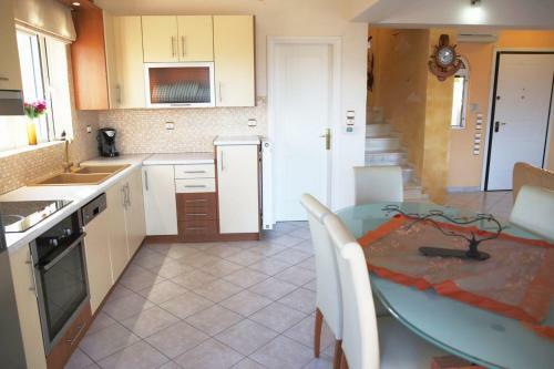 Schinias Bright Spacious Maisonette-panoramic View