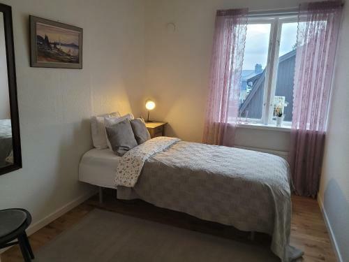 Lovely, Spacious Apartment With Free Parking