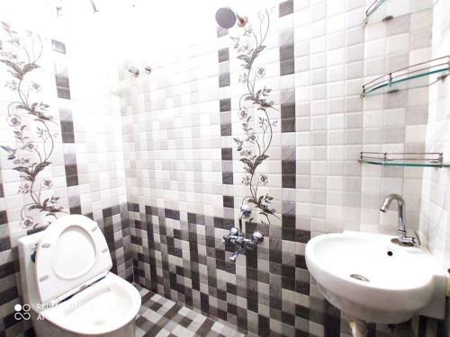 Apartamento Airport/kitchen/ac/parking/balcony/super Fast Wifi