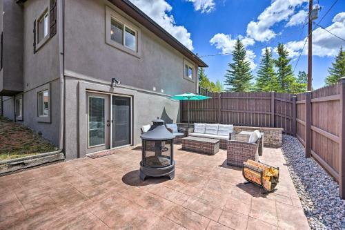 Charming Woodland Park Home With Spacious Yard!