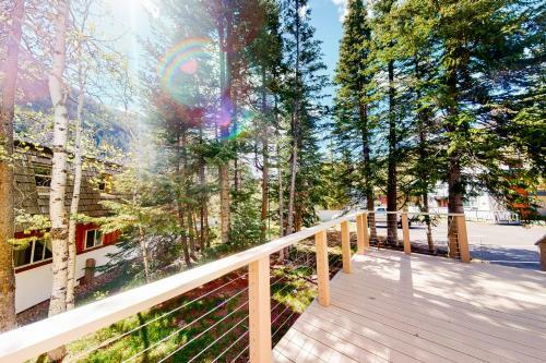 East Vail Escape