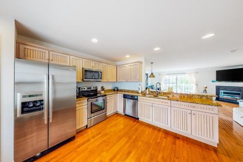 Rehoboth Crossing - 19797 Keystone Dr, Unit 141