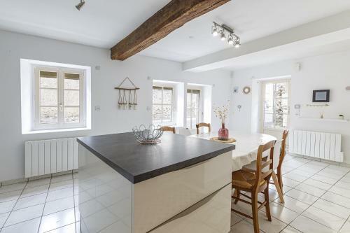 Maison En Bord De Loire Proche D'angers