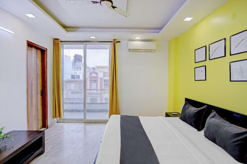 Hotel Collection O 81636 Baba's Inn