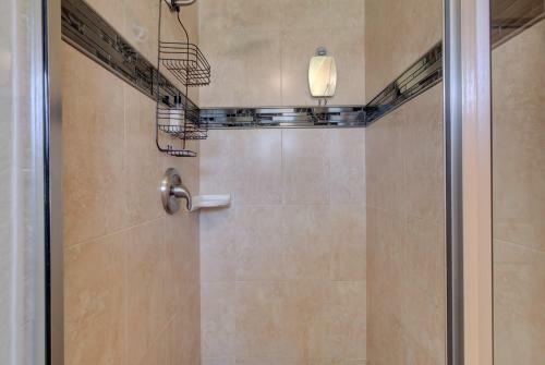 Direct Intercoastal Access W Pool