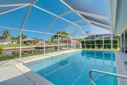 Direct Intercoastal Access W Pool