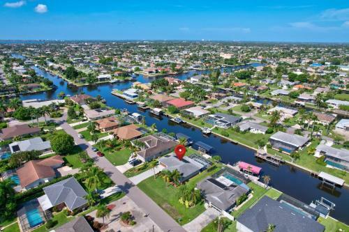 Direct Intercoastal Access W Pool