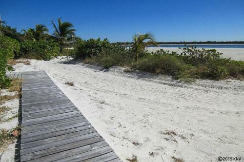 Apartamento Islands End 704 Condo
