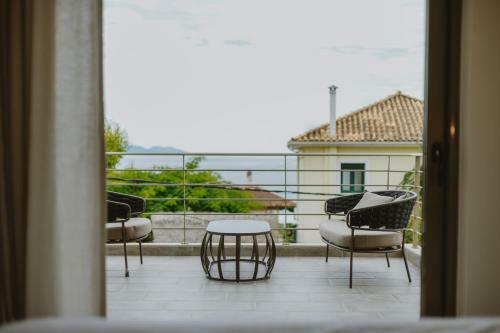 Paleros Bay Villas
