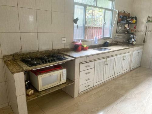 Casa Agrad�vel Com Piscina E Lareira