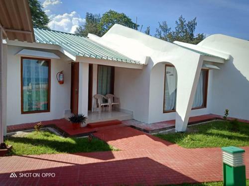 Hotel Hornbill Nest Resort