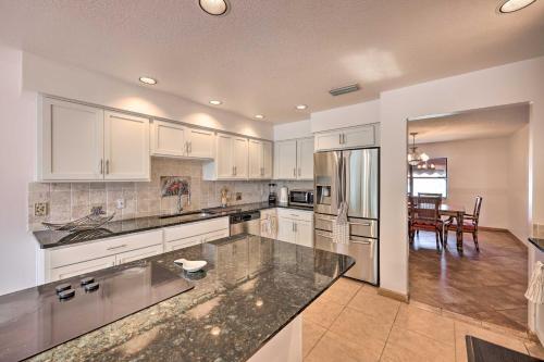 Lovely Palm Coast Retreat With Outdoor Kitchen