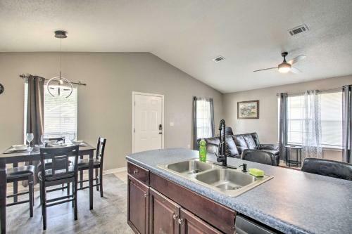 Delightful Pensacola Escape - Pets Welcome!