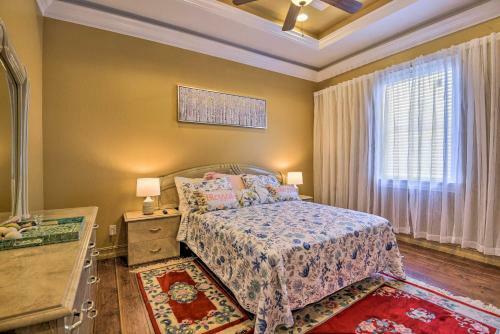Elegant Venice Home With View - Walk To Beach!