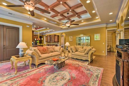 Elegant Venice Home With View - Walk To Beach!