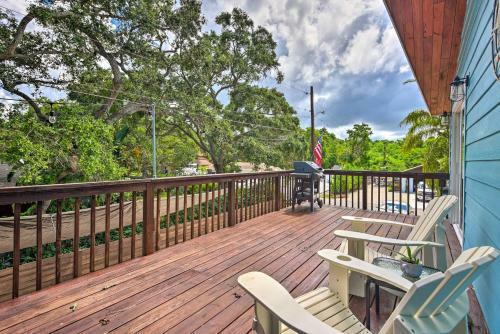 Beach And Bike Bungalow With Hot Tub And Fire Pit