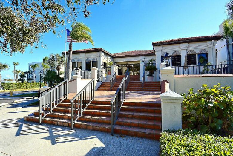 Land's End 408 Building 1 Waterfront Views, Fantastic Amenities!