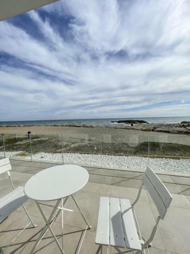 Villa Al Mar With Pool In Estepona