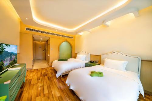 Mekong River Jing Land Hotel