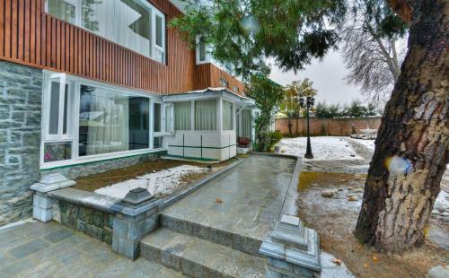 Hotel Metropolis Srinagar