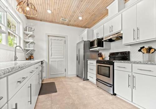 Oleander Cottage
