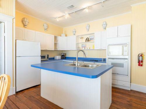 Sea View Cottage