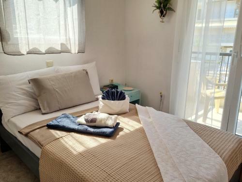 Seaview Maisonette-relax And Enjoy The Sunsets
