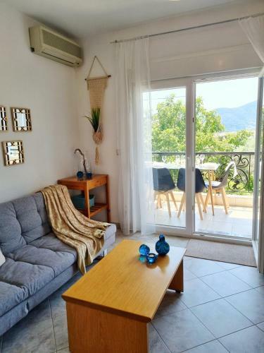 Seaview Maisonette-relax And Enjoy The Sunsets