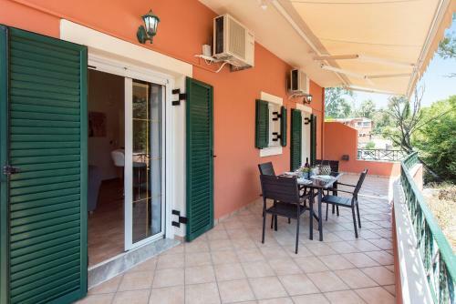 Hermes Gouvia River Luxury Apartment