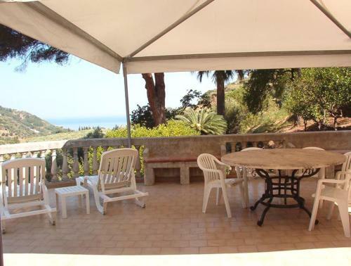 Villa Cafer�