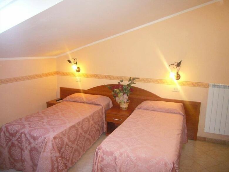Hotel Villa Altieri