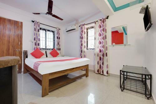 Hotel Oyo 3400 Waves 18