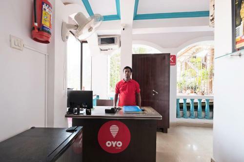 Hotel Oyo 3400 Waves 18