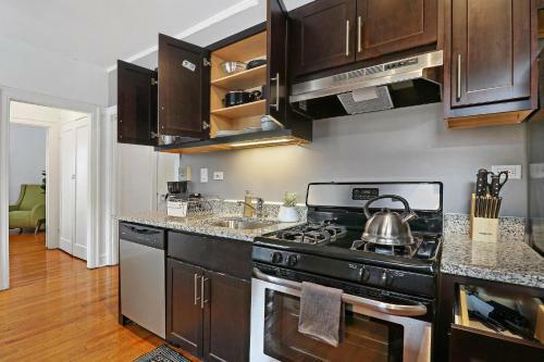Apartamento Excellent 1br In Lakeview Close To Shops & Dining!