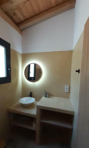 Monopati Eco Villas - Villa Calliope Upper Floor