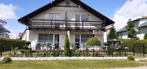 Apartament( P�? Domu)