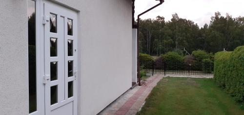 Apartament( P�? Domu)