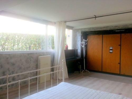 Magnificent Holiday Home In Lesa Near Lake