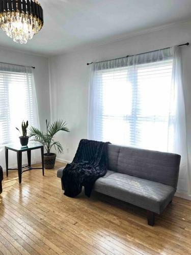 Spacious Home In Speedway Near Downtown