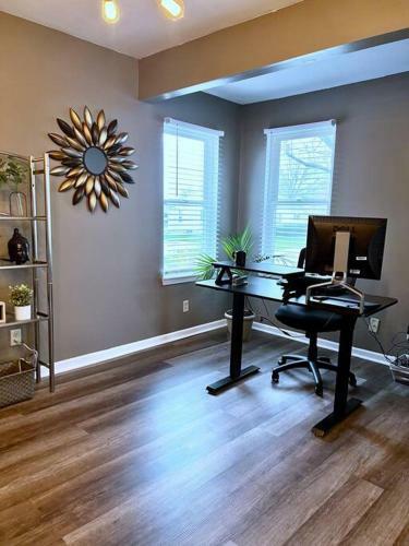Spacious Home In Speedway Near Downtown
