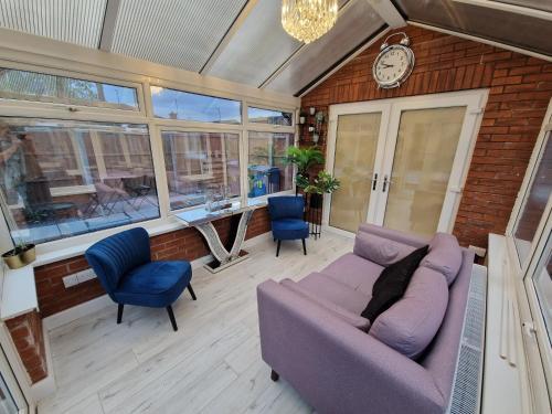 Corner House At L3
