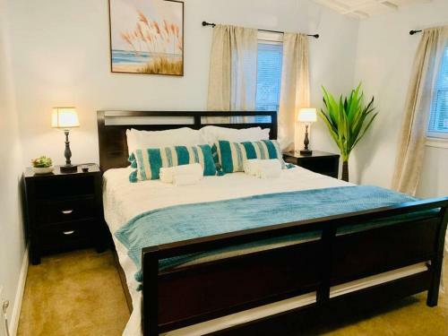 Game Room Sleeps 8 Waterfront Community