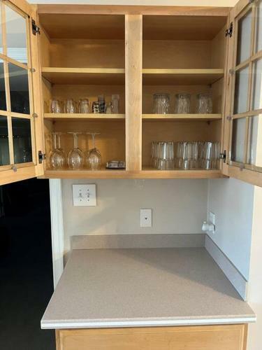 Game Room Sleeps 8 Waterfront Community