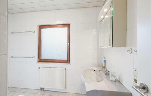 Awesome Home In Kirchheim W/ Sauna And 4 Bedrooms