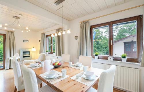 Awesome Home In Kirchheim W/ Sauna And 4 Bedrooms
